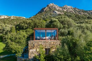 villa 9 Rooms for sale on LUMIO (20260)