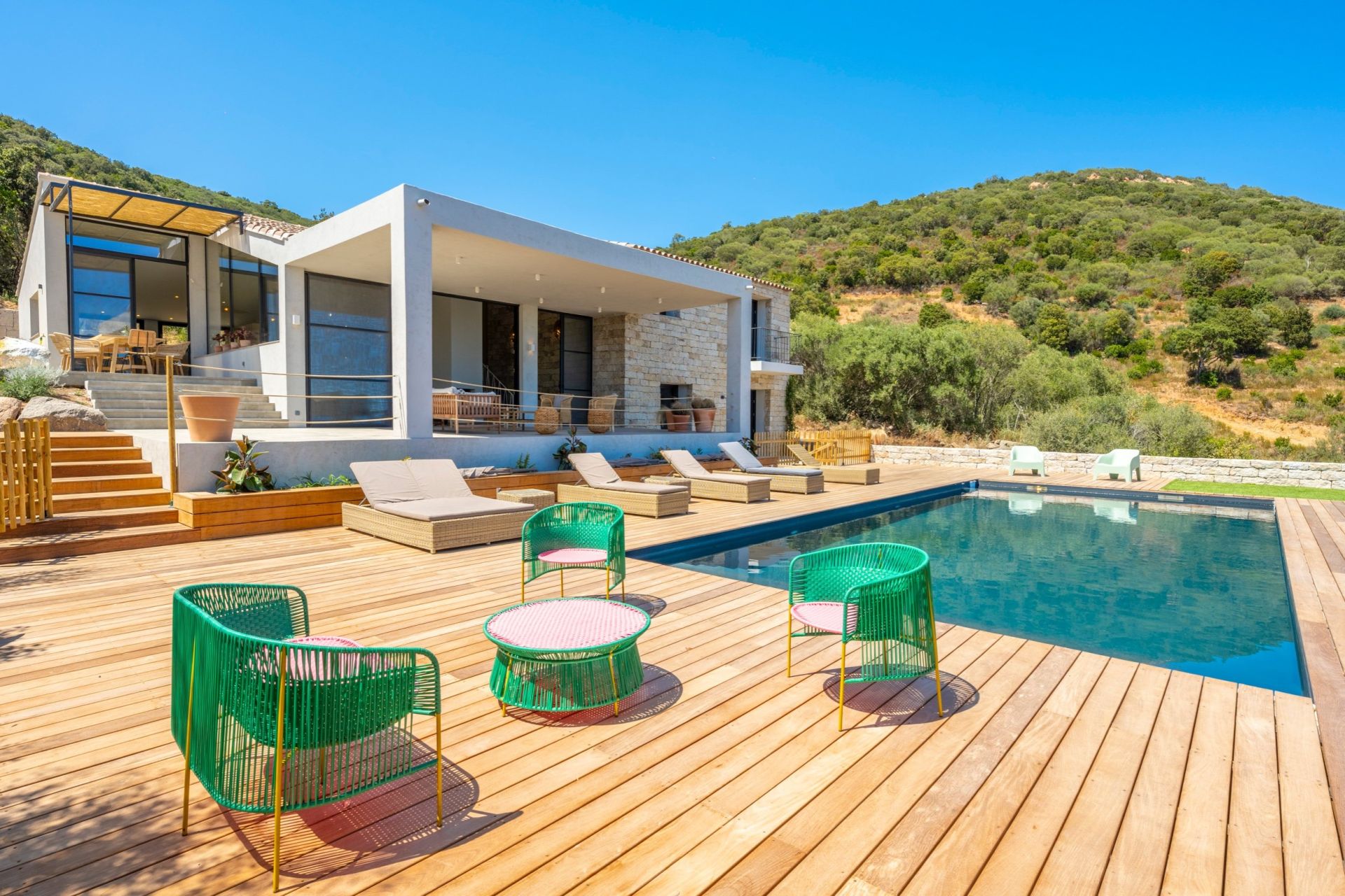 villa 5 Rooms for seasonal rent on STE LUCIE DE PORTO VECCHIO (20144)