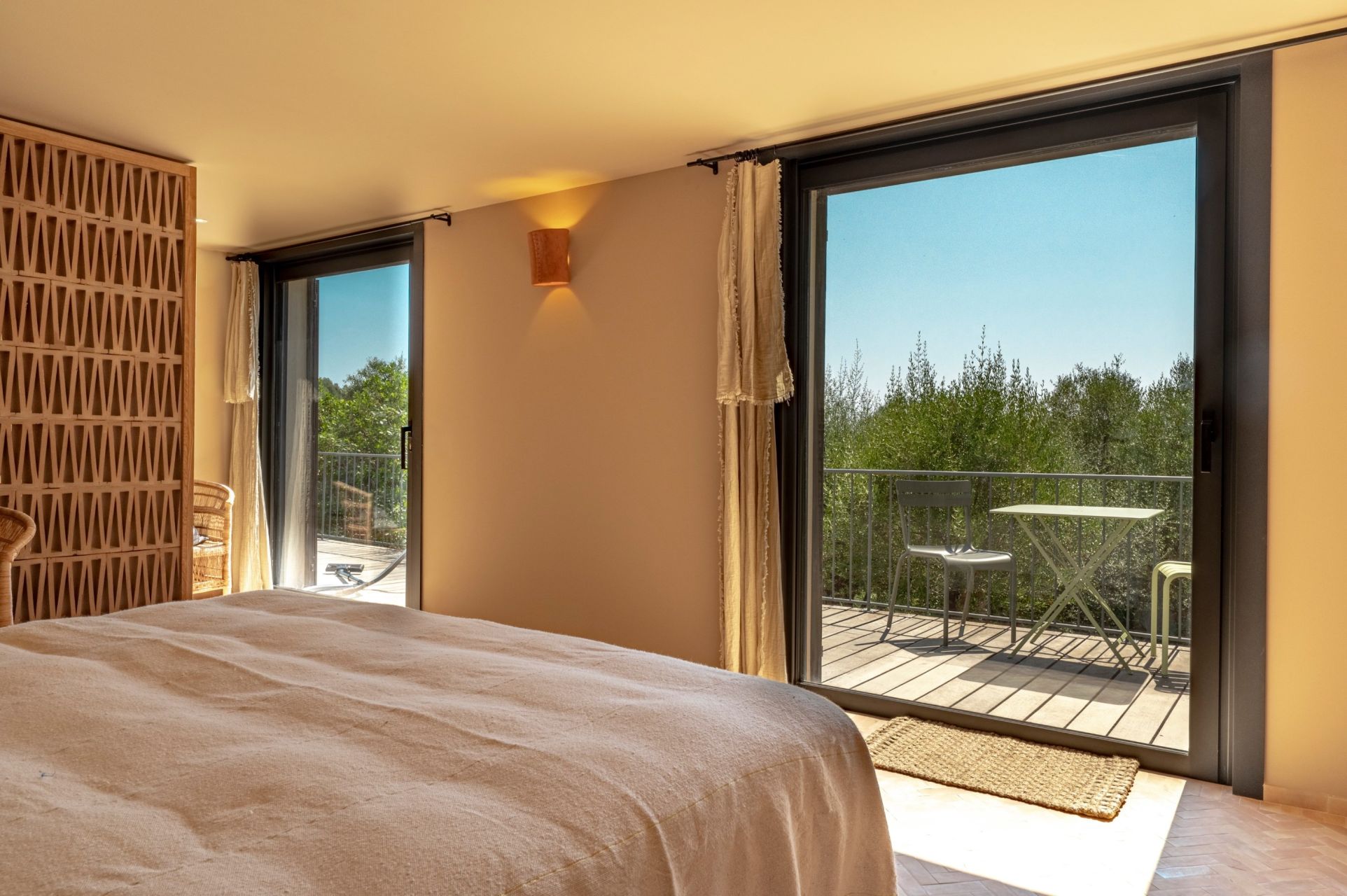 villa 5 Rooms for seasonal rent on STE LUCIE DE PORTO VECCHIO (20144)