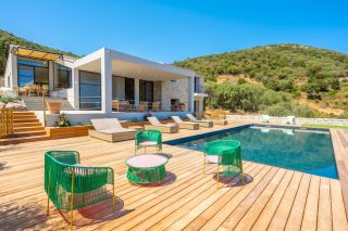 villa 5 Rooms for seasonal rent on STE LUCIE DE PORTO VECCHIO (20144)