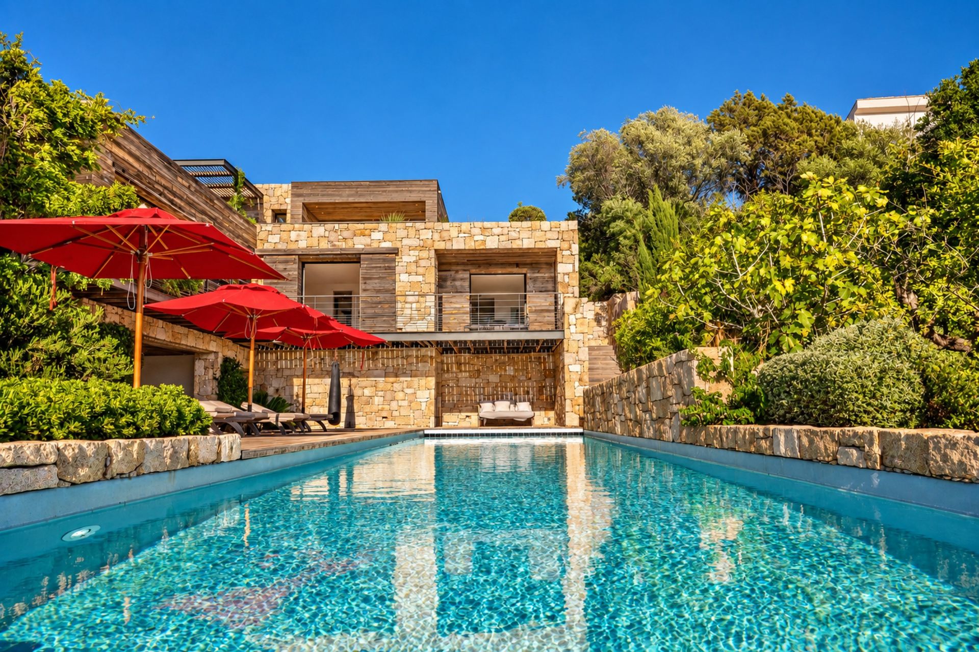 villa 9 Pièces en vente sur PORTO VECCHIO (20137)
