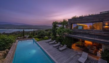 villa 9 Rooms for sale on PORTO VECCHIO (20137)