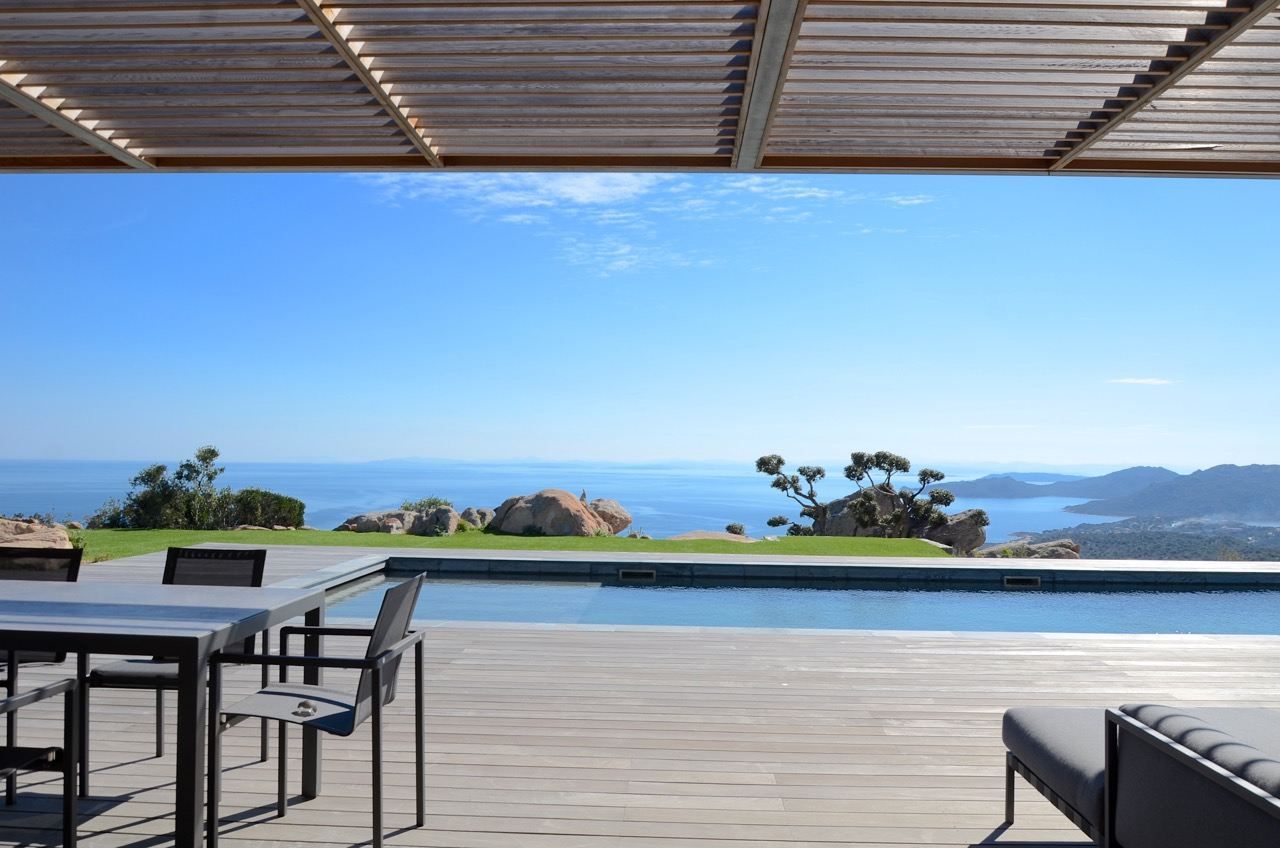 villa 7 Rooms for seasonal rent on PORTO VECCHIO (20137)