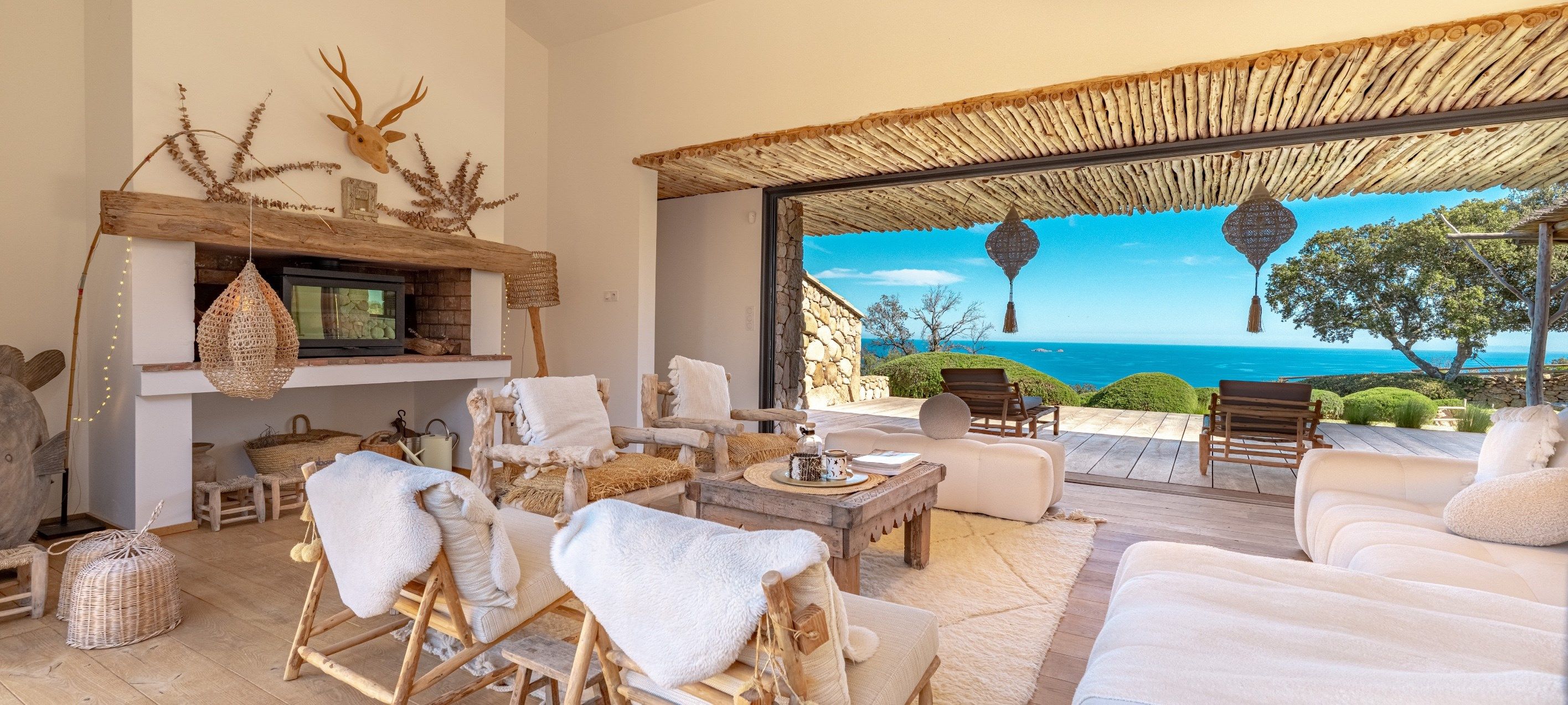 villa 10 Rooms for sale on PORTO VECCHIO (20137)