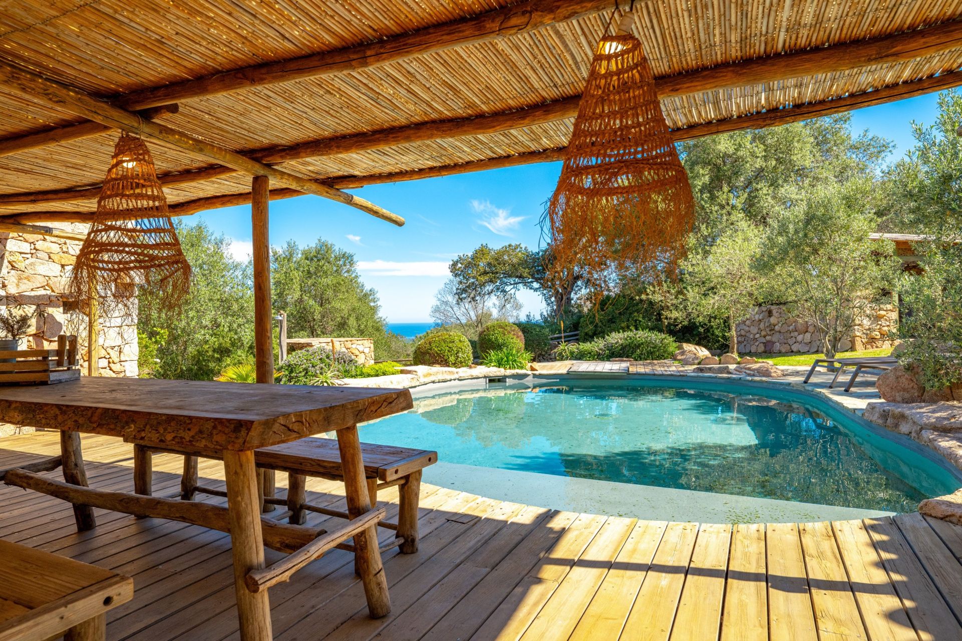 villa 10 Rooms for sale on PORTO VECCHIO (20137)