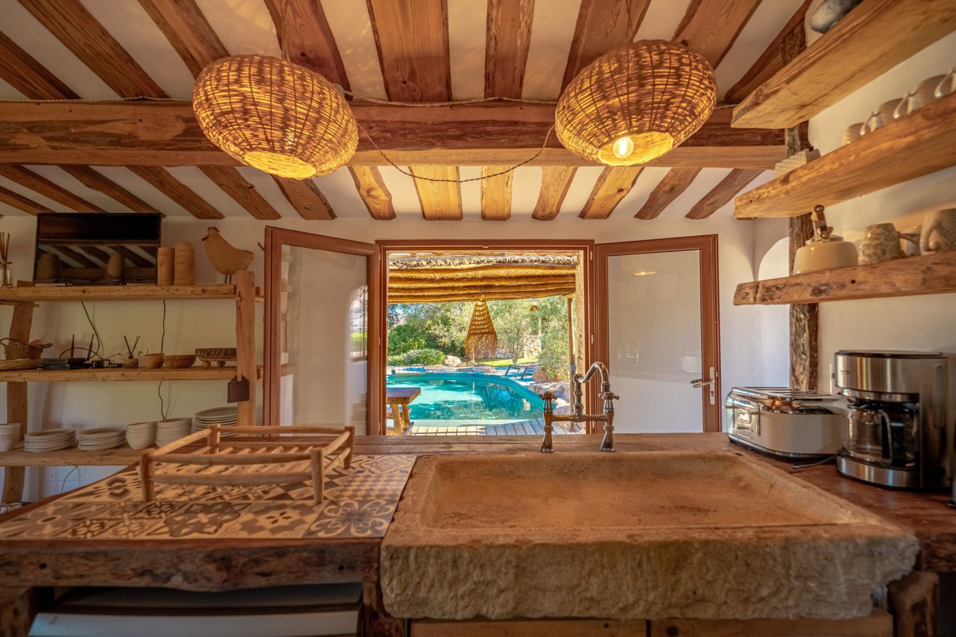 villa 10 Rooms for sale on PORTO VECCHIO (20137)