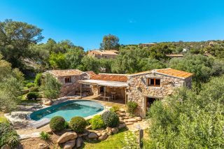villa 10 Rooms for sale on PORTO VECCHIO (20137)