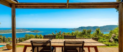 villa 7 Rooms for sale on PORTO VECCHIO (20137)