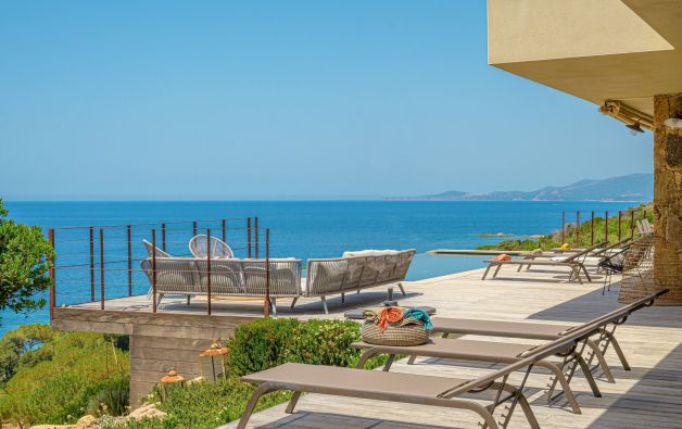 Location Villa Ajaccio 6&nbsp;Pièces 220&nbsp;m²
