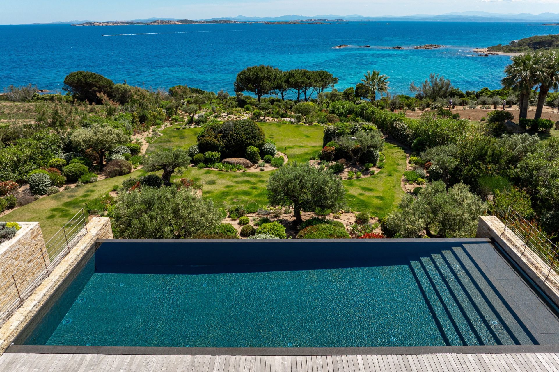 villa 12 Pièces en location saisonnière sur BONIFACIO (20169)