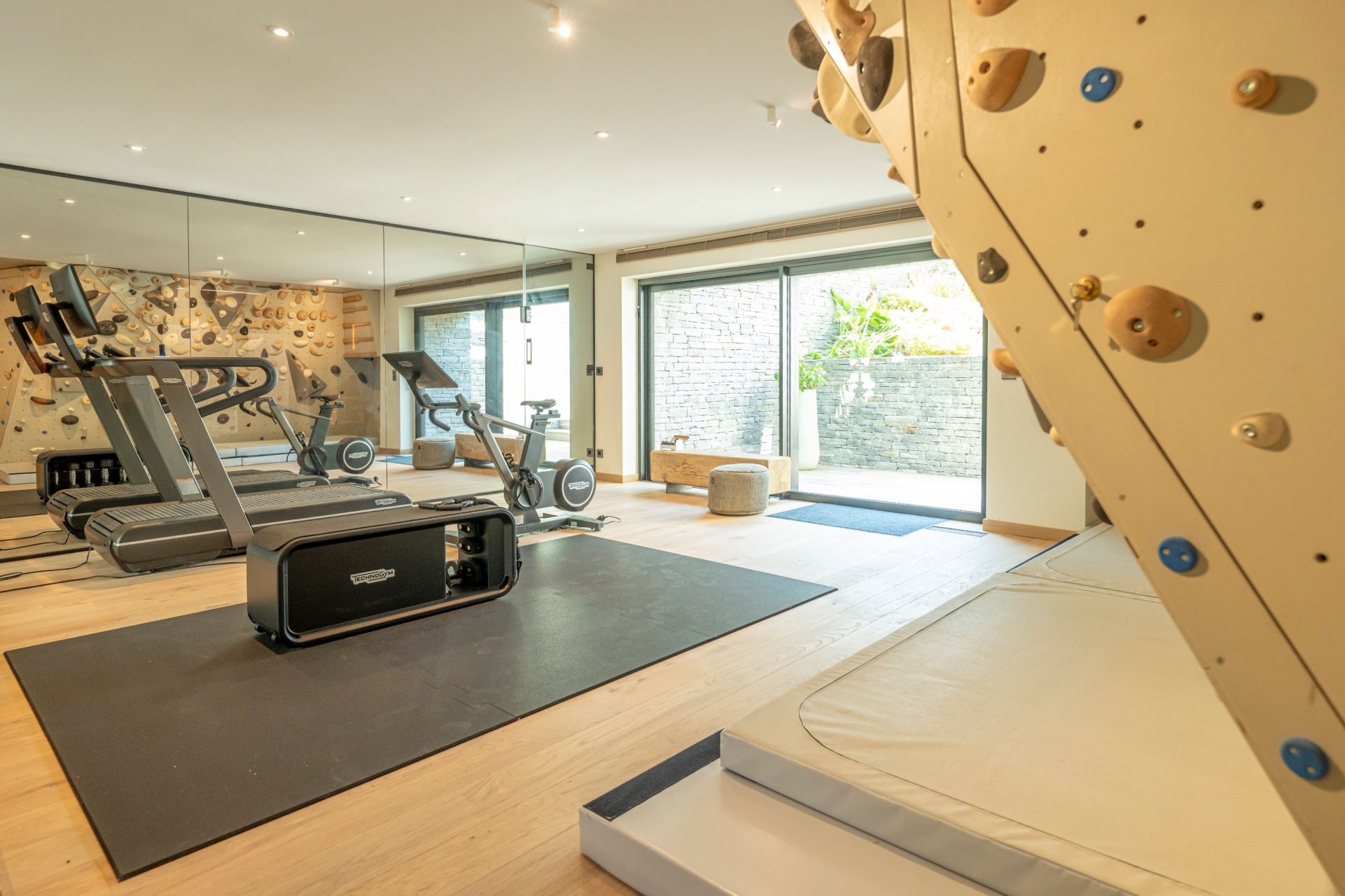 villa 7 Pièces en location saisonnière sur PORTO VECCHIO (20137)
