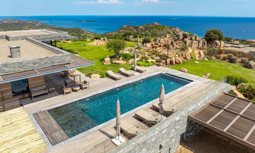 villa 7 Pièces en location saisonnière sur PORTO VECCHIO (20137)