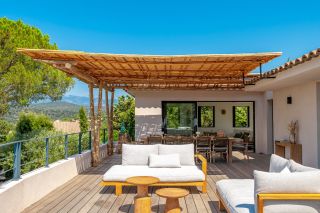 house 8 Rooms for seasonal rent on PORTO VECCHIO (20137)