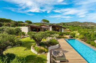 villa 11 Rooms for seasonal rent on BONIFACIO (20169)