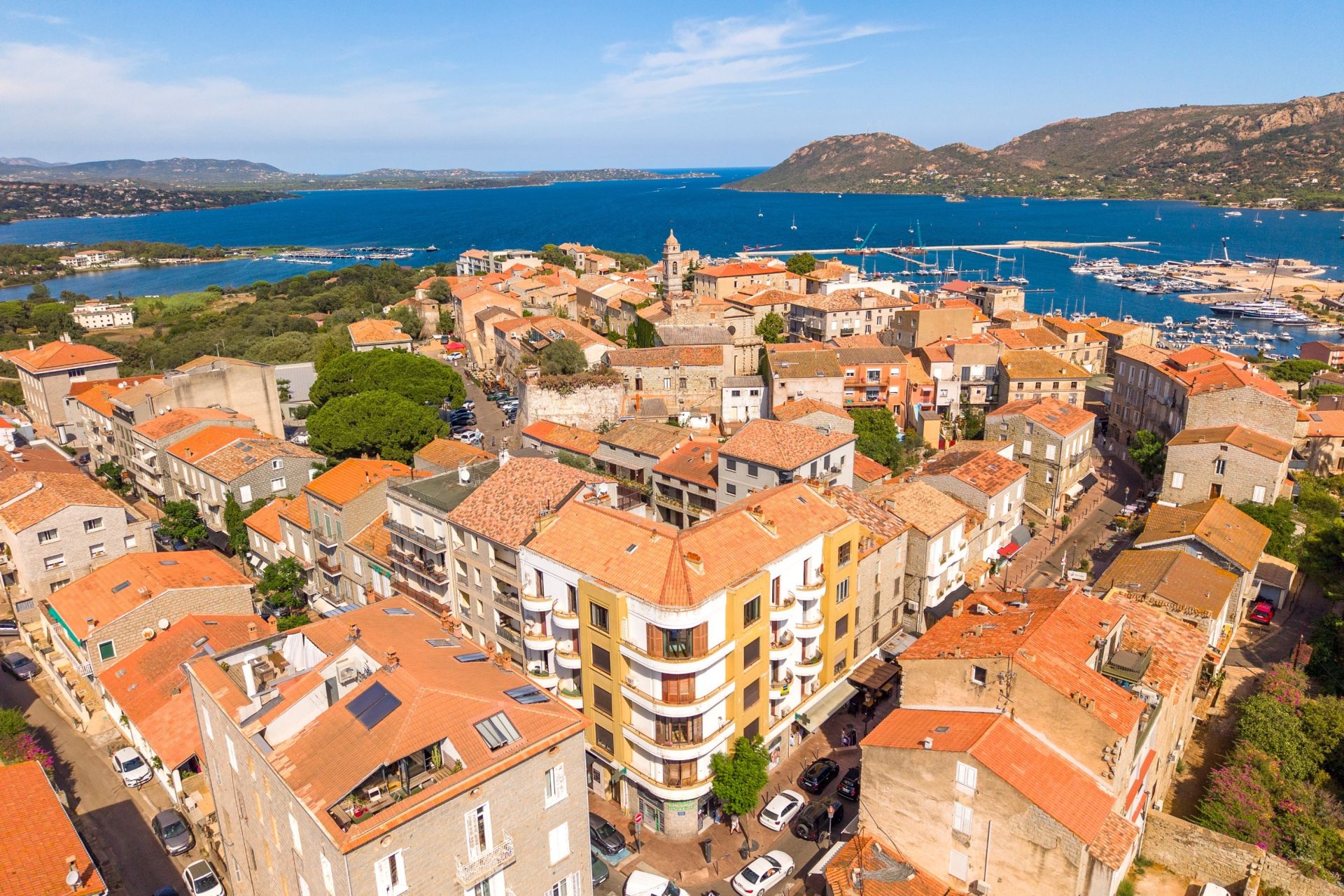 apartment 4 Rooms for sale on PORTO VECCHIO (20137)