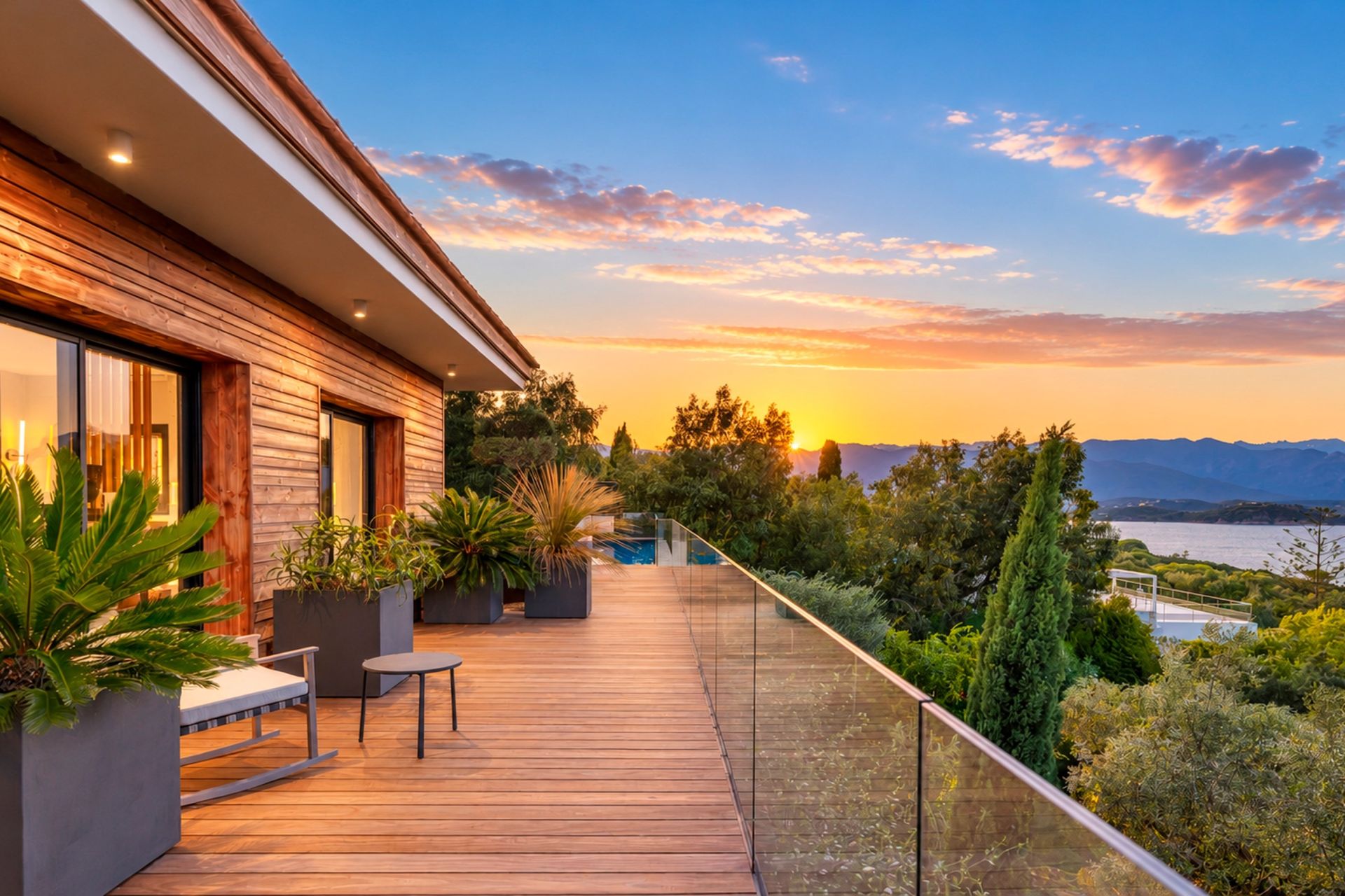 villa 11 Rooms for seasonal rent on PORTO VECCHIO (20137)