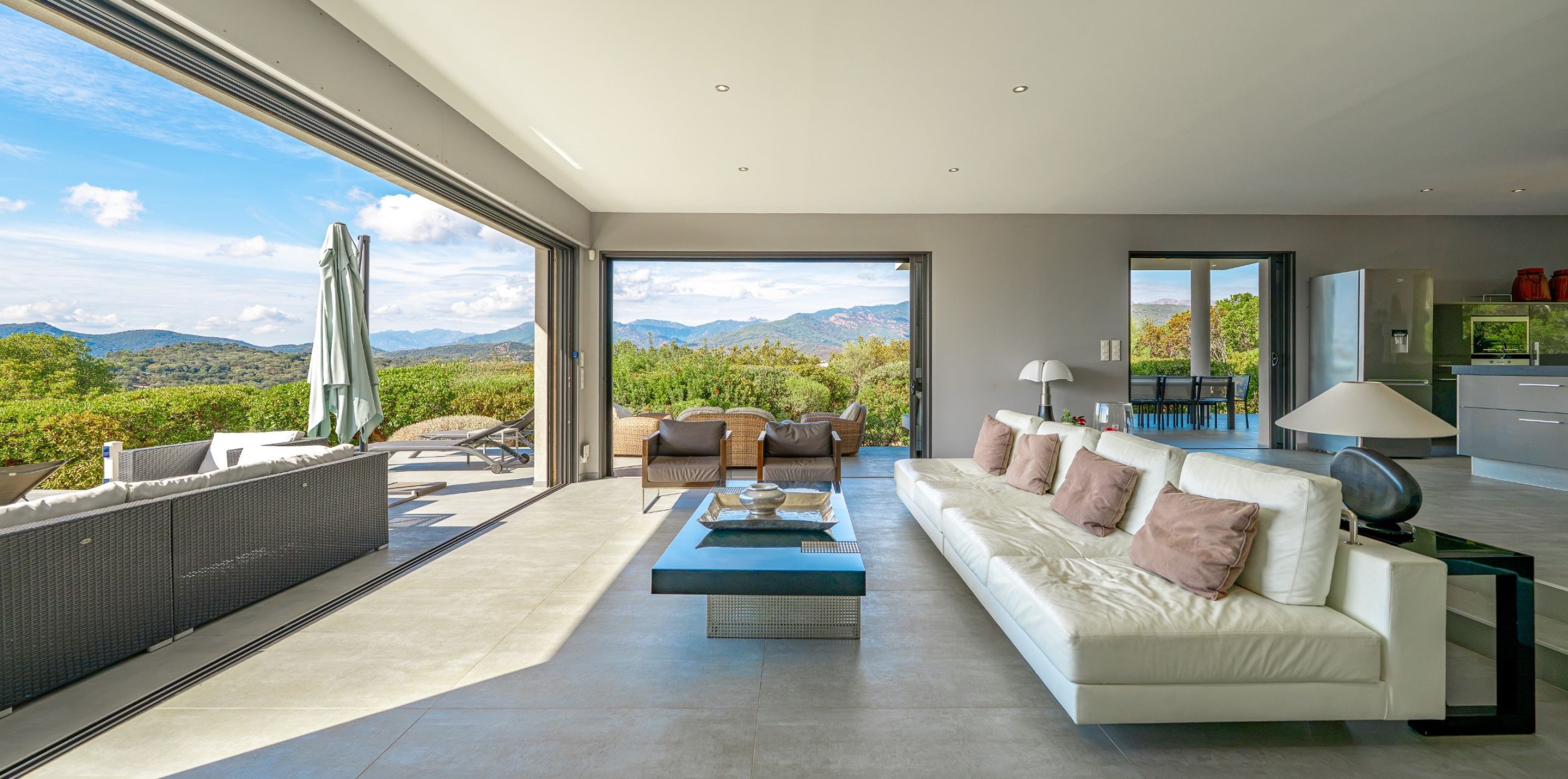 villa 7 Rooms for sale on ZONZA (20124)