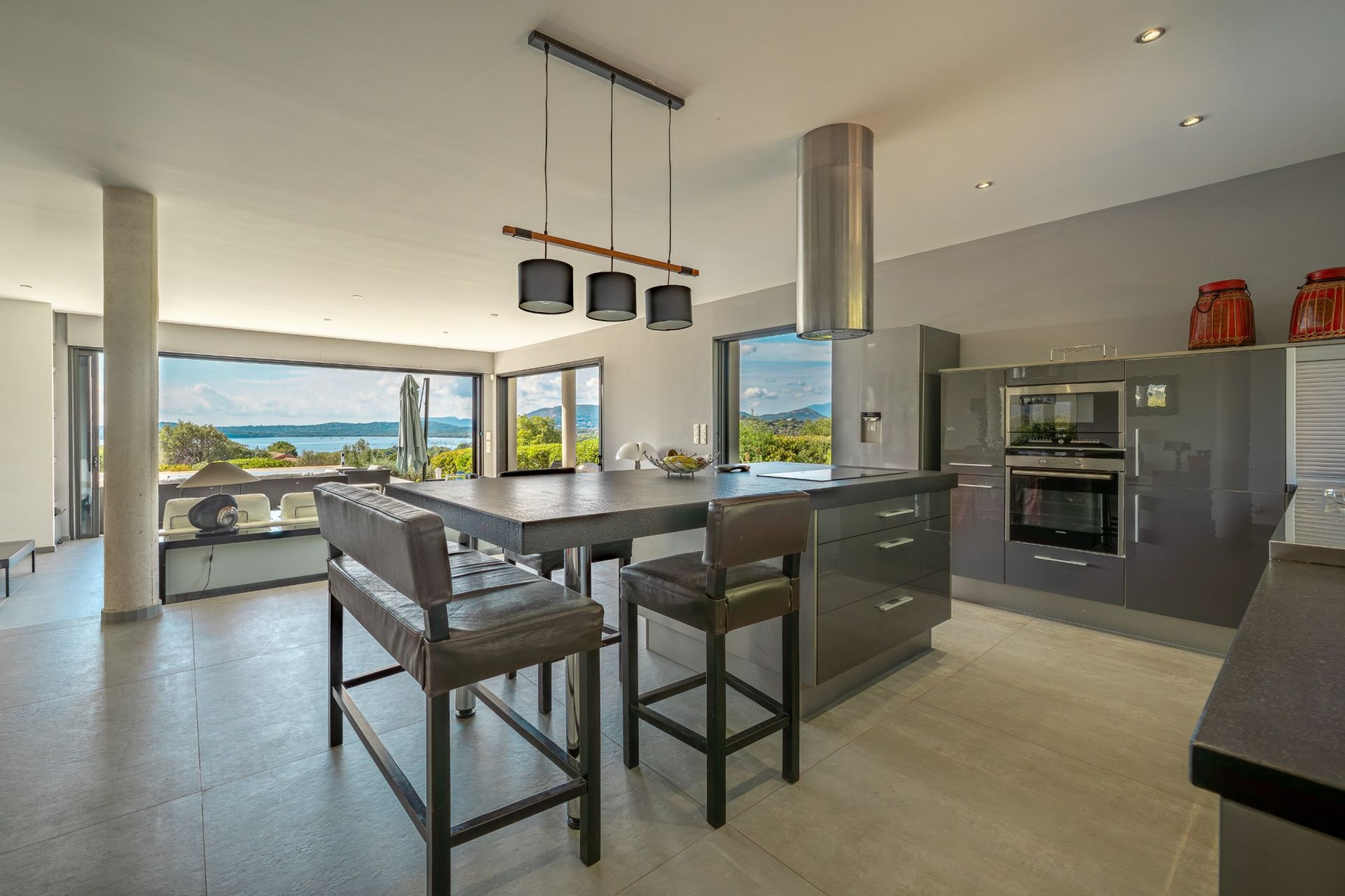villa 7 Rooms for sale on ZONZA (20124)